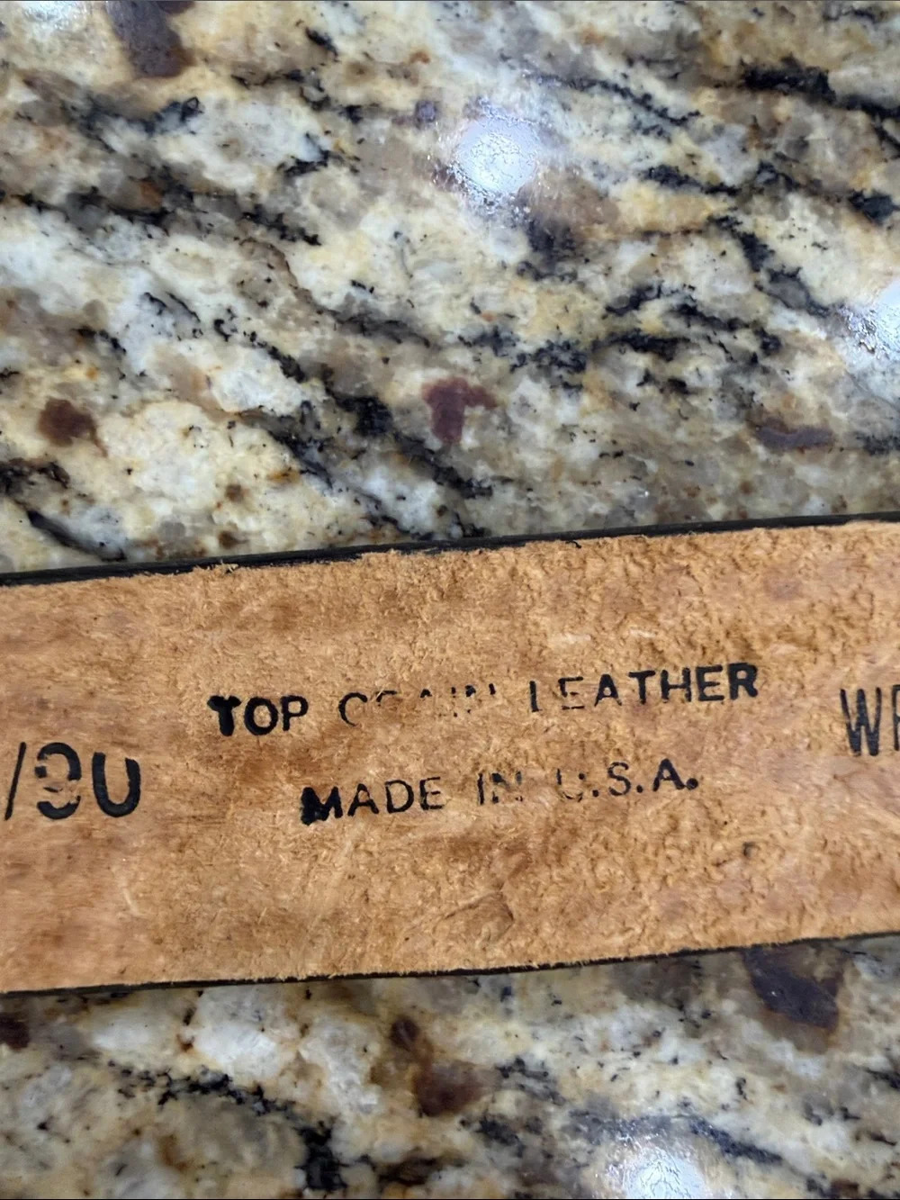 Women’s Wrangler Leather Belt in Warm Brown with Brass Buckle